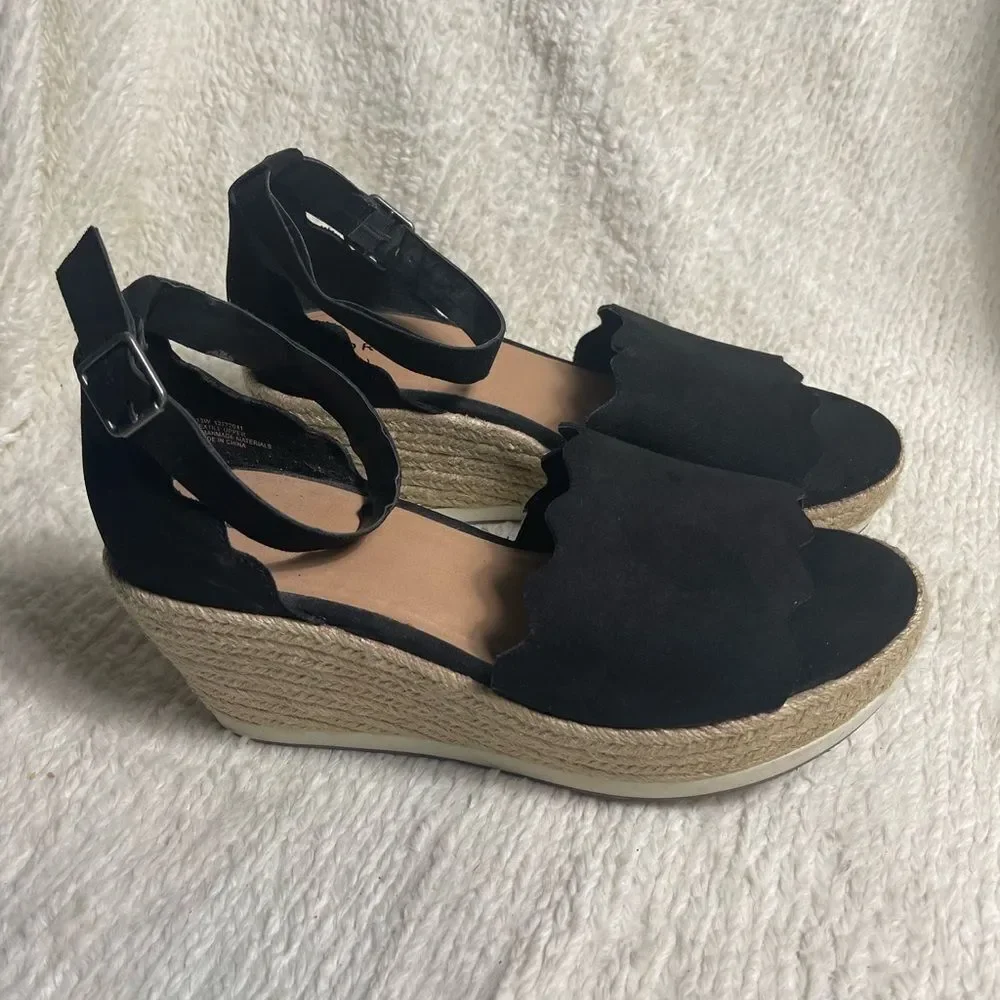 Torrid Synthetic black suede Espadrilles Wedge platform ankle strap Sandal SZ13W